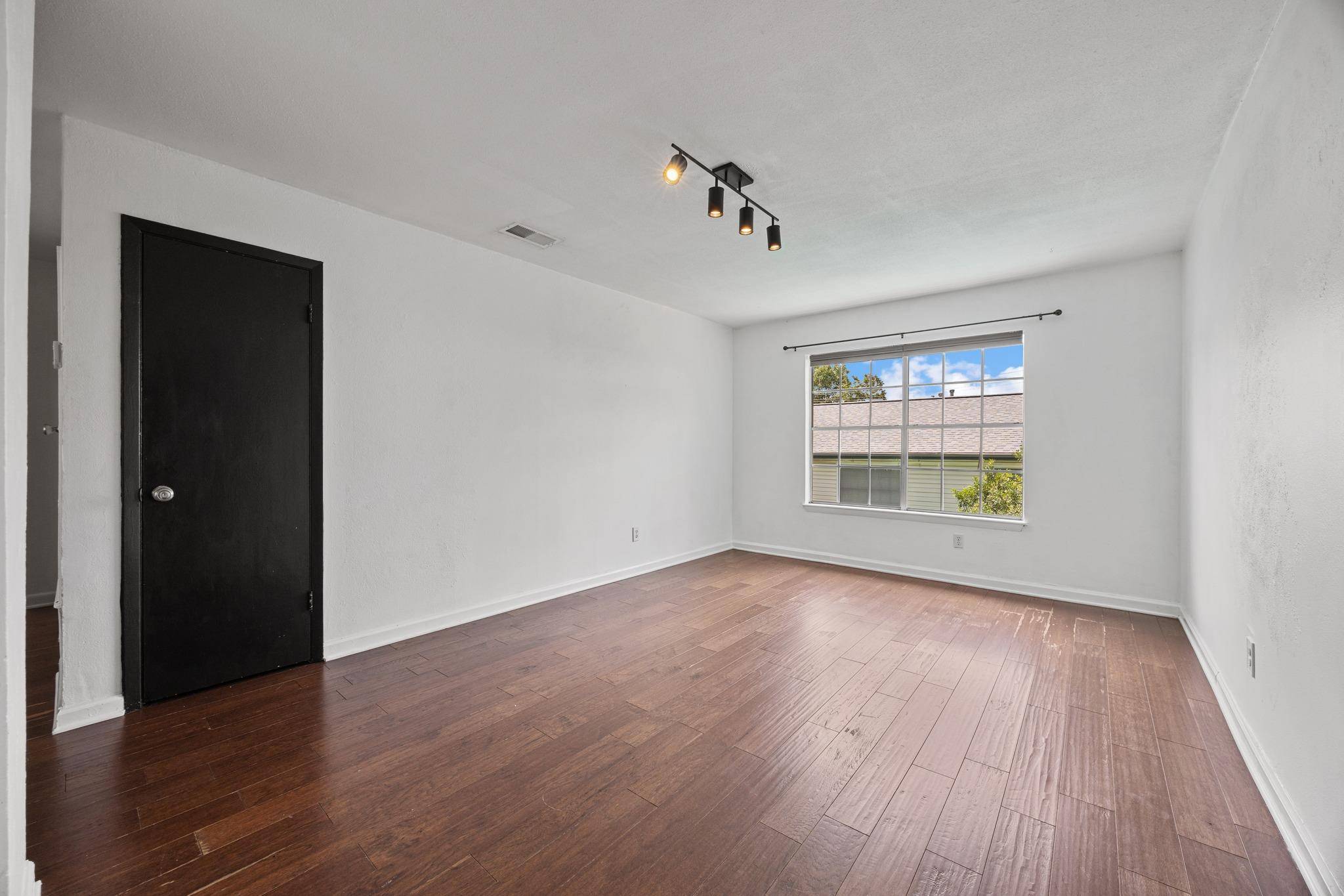 3902 Peterson Ave #203, Austin, TX 78756