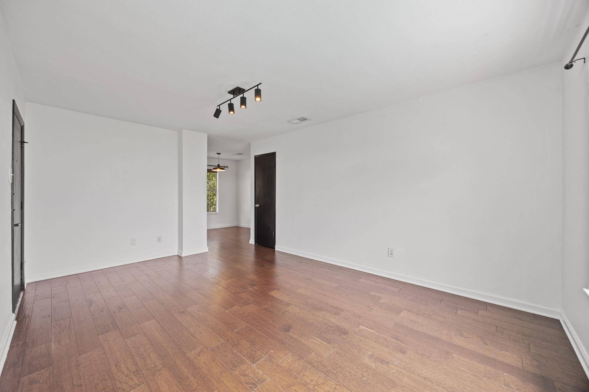 3902 Peterson Ave #203, Austin, TX 78756