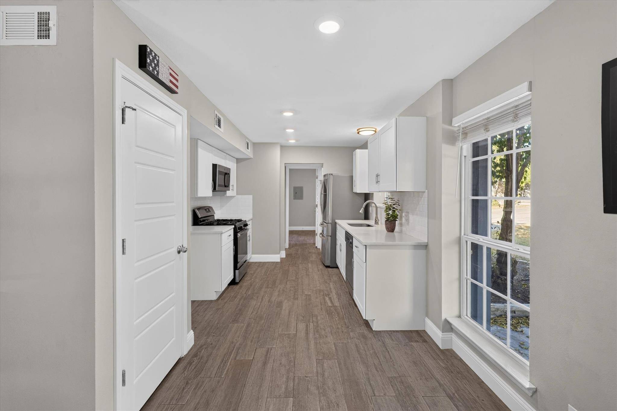 8608 Delaware CT, Austin, TX 78758