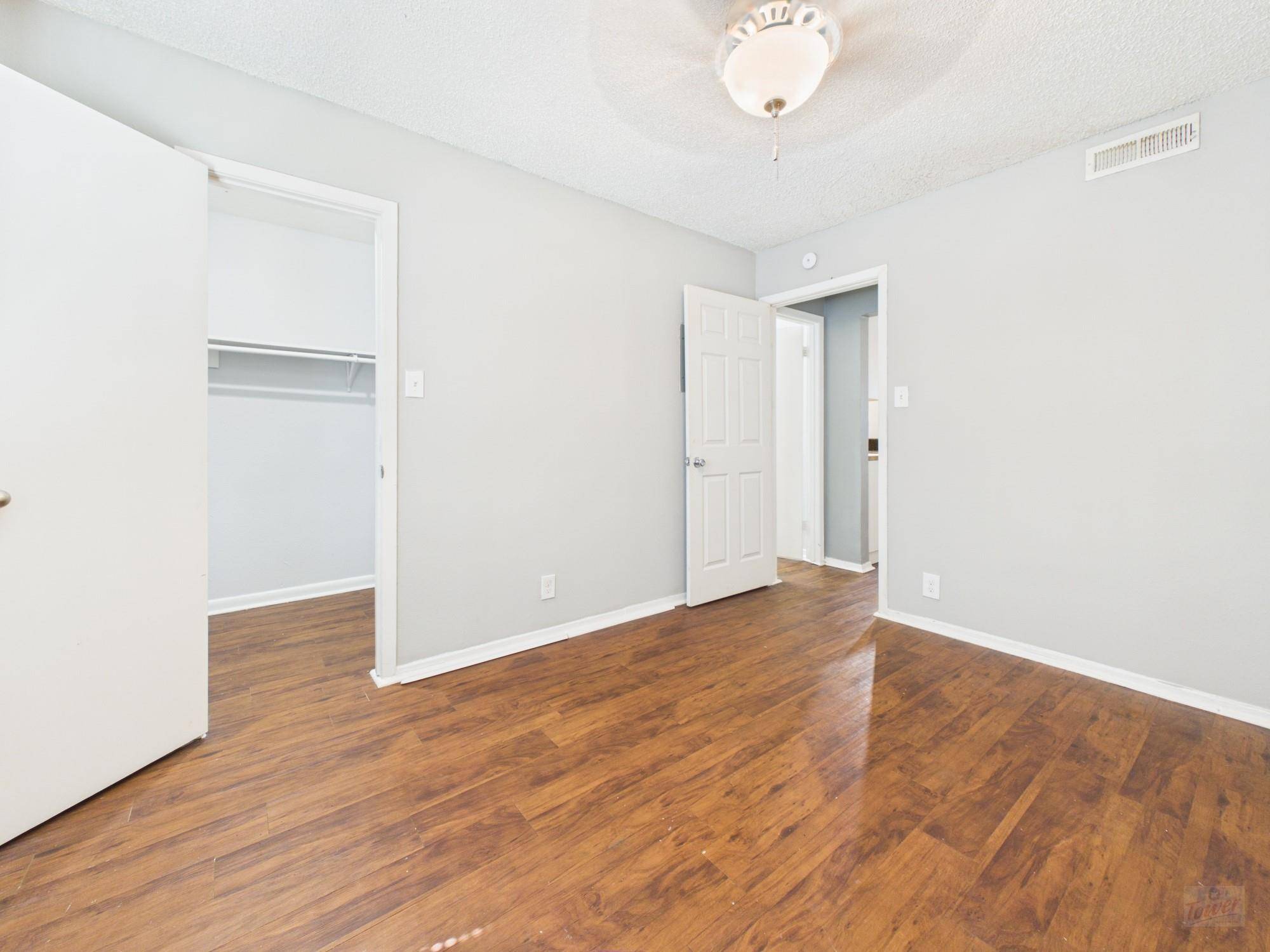 2401 Manor RD #127, Austin, TX 78722