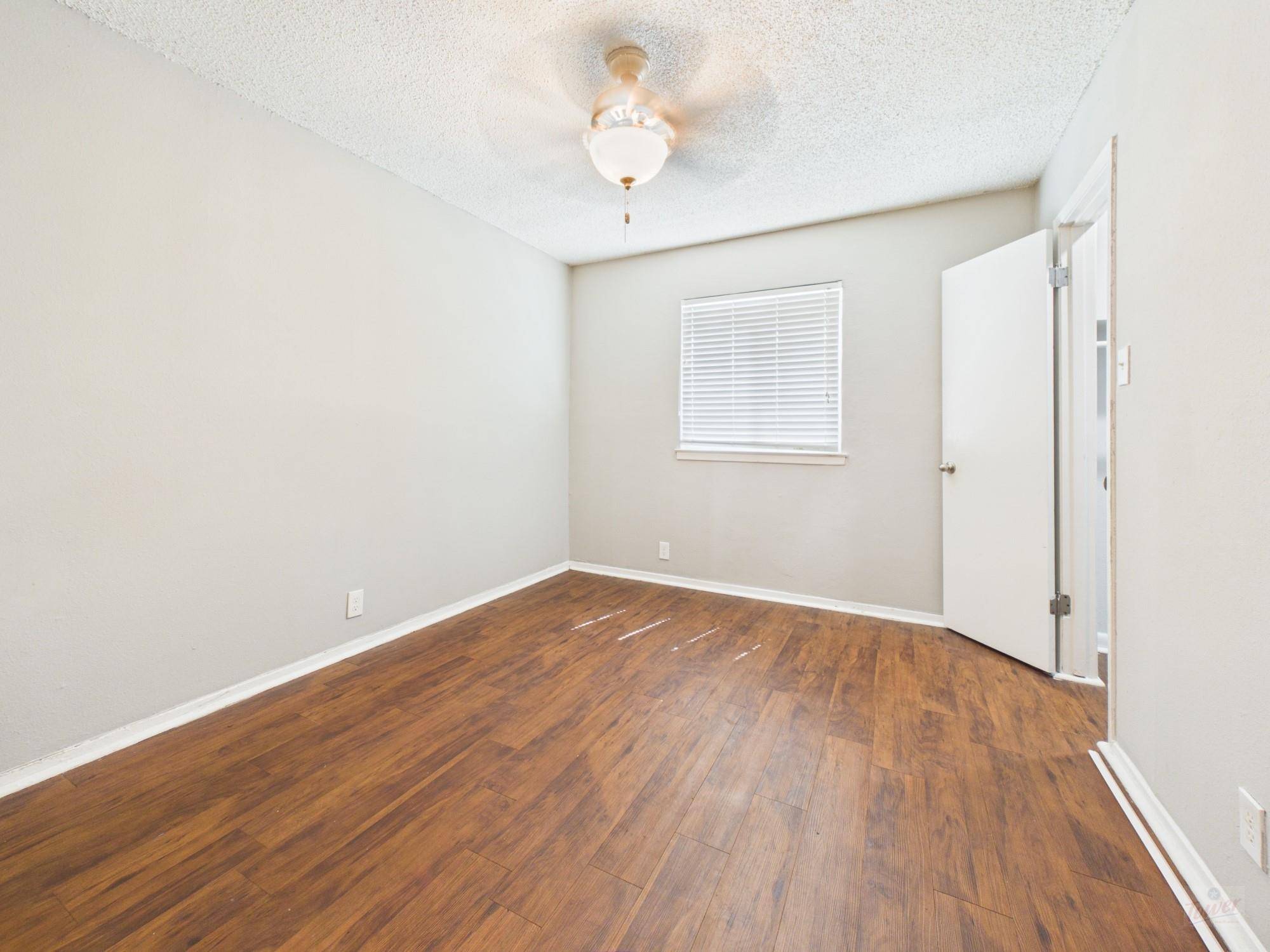 2401 Manor RD #127, Austin, TX 78722
