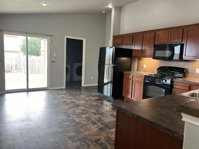 206 Wisteria WAY, San Marcos, TX 78666