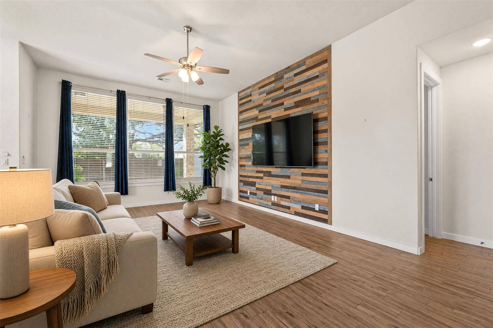 424 Teakmill TRL, San Marcos, TX 78666
