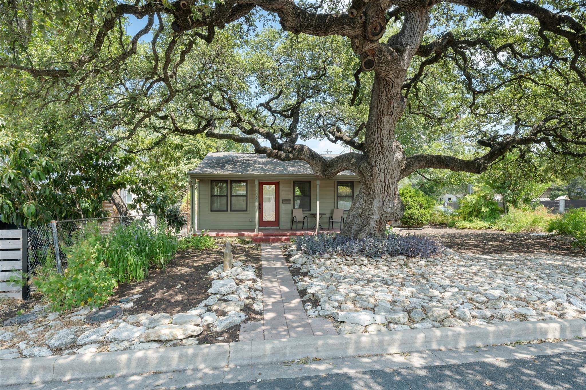 900 Jewell ST, Austin, TX 78704
