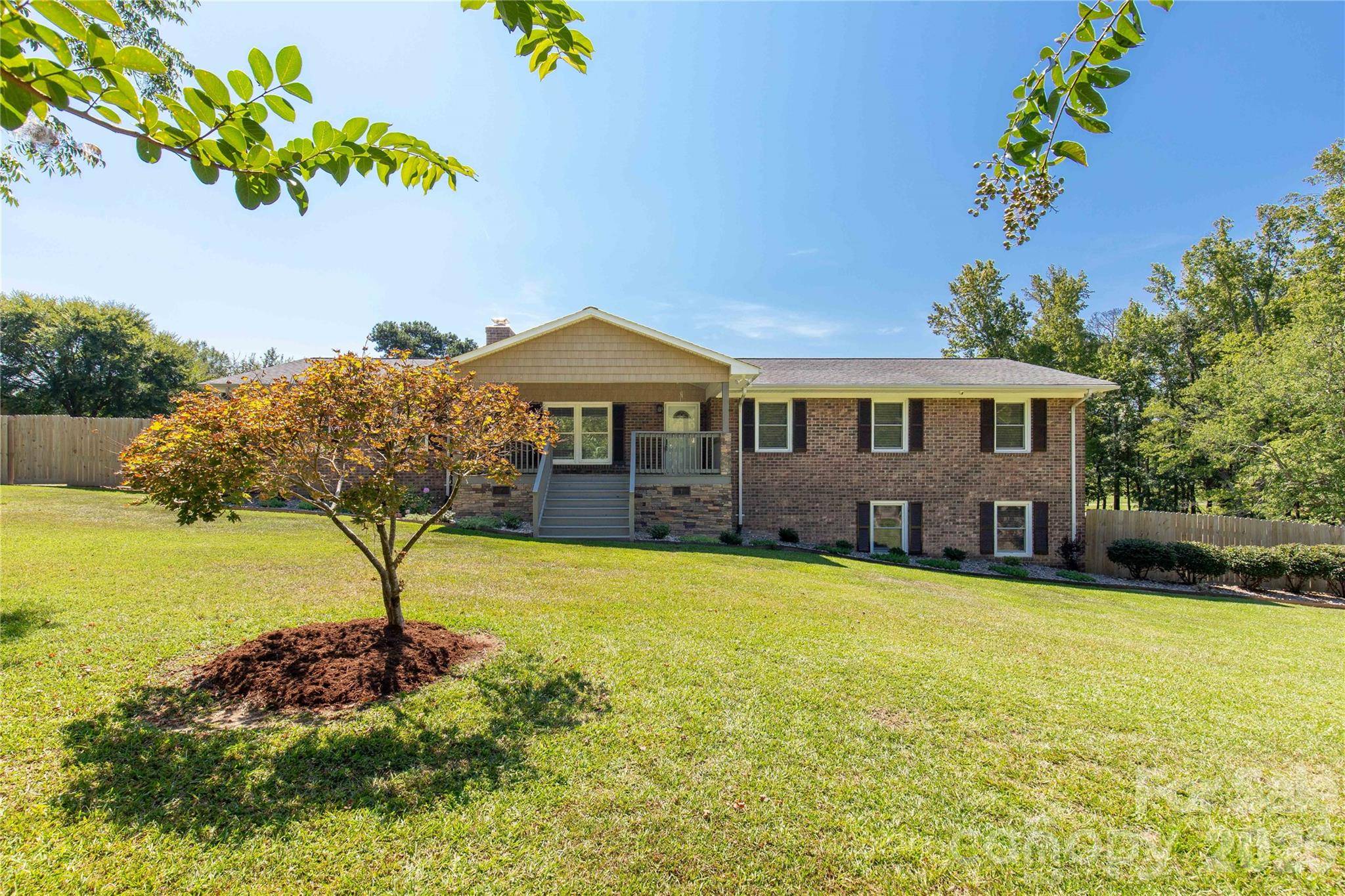 613 W Doc Garris RD, Lancaster, SC 29720