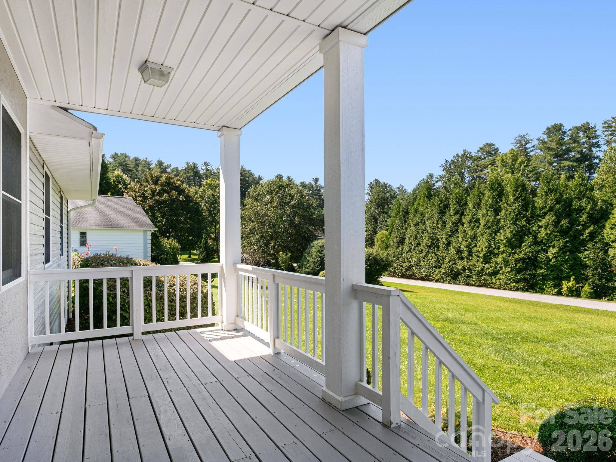 128 Stone House RD, Hendersonville, NC 28739