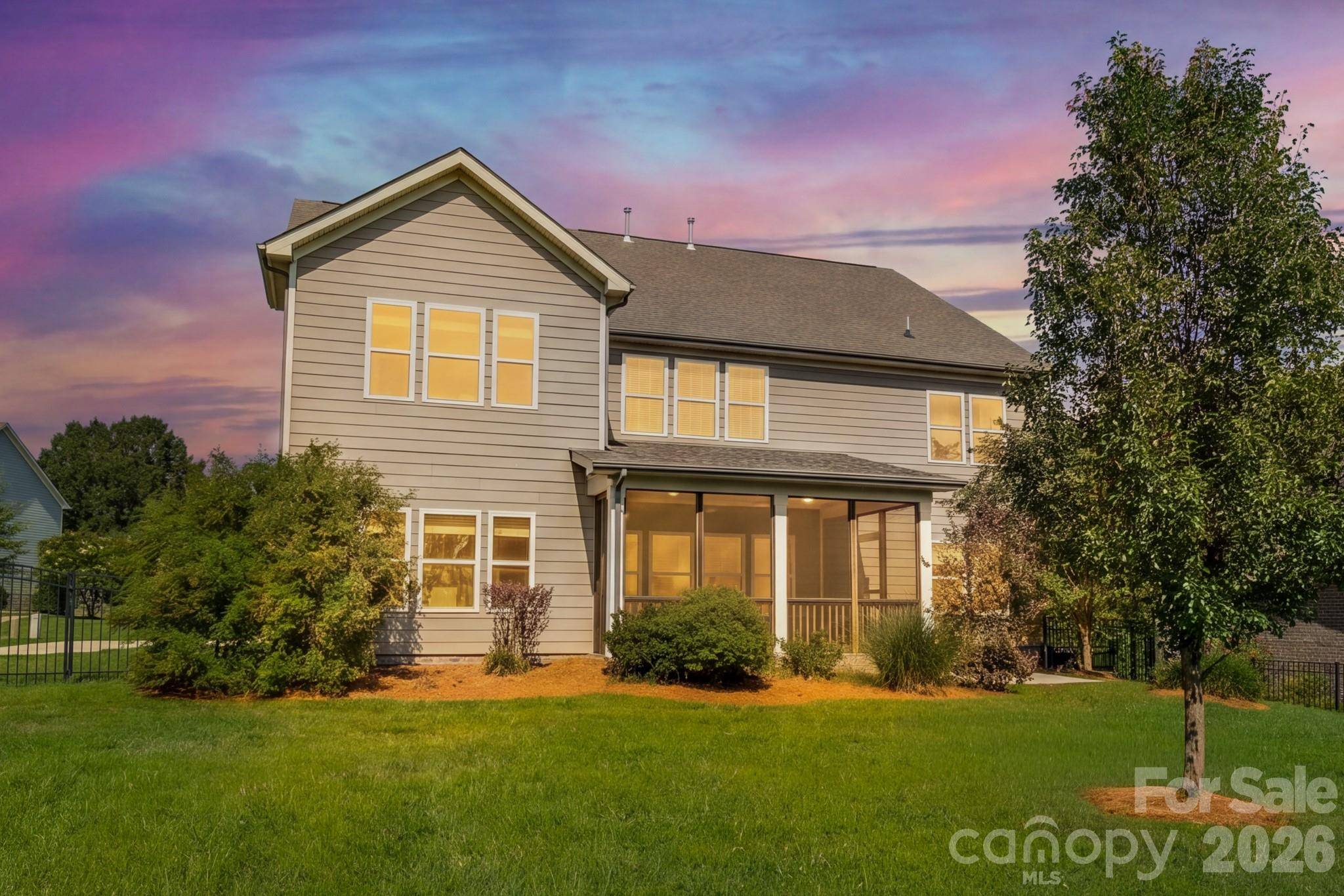2028 Perry Pond DR, Waxhaw, NC 28173