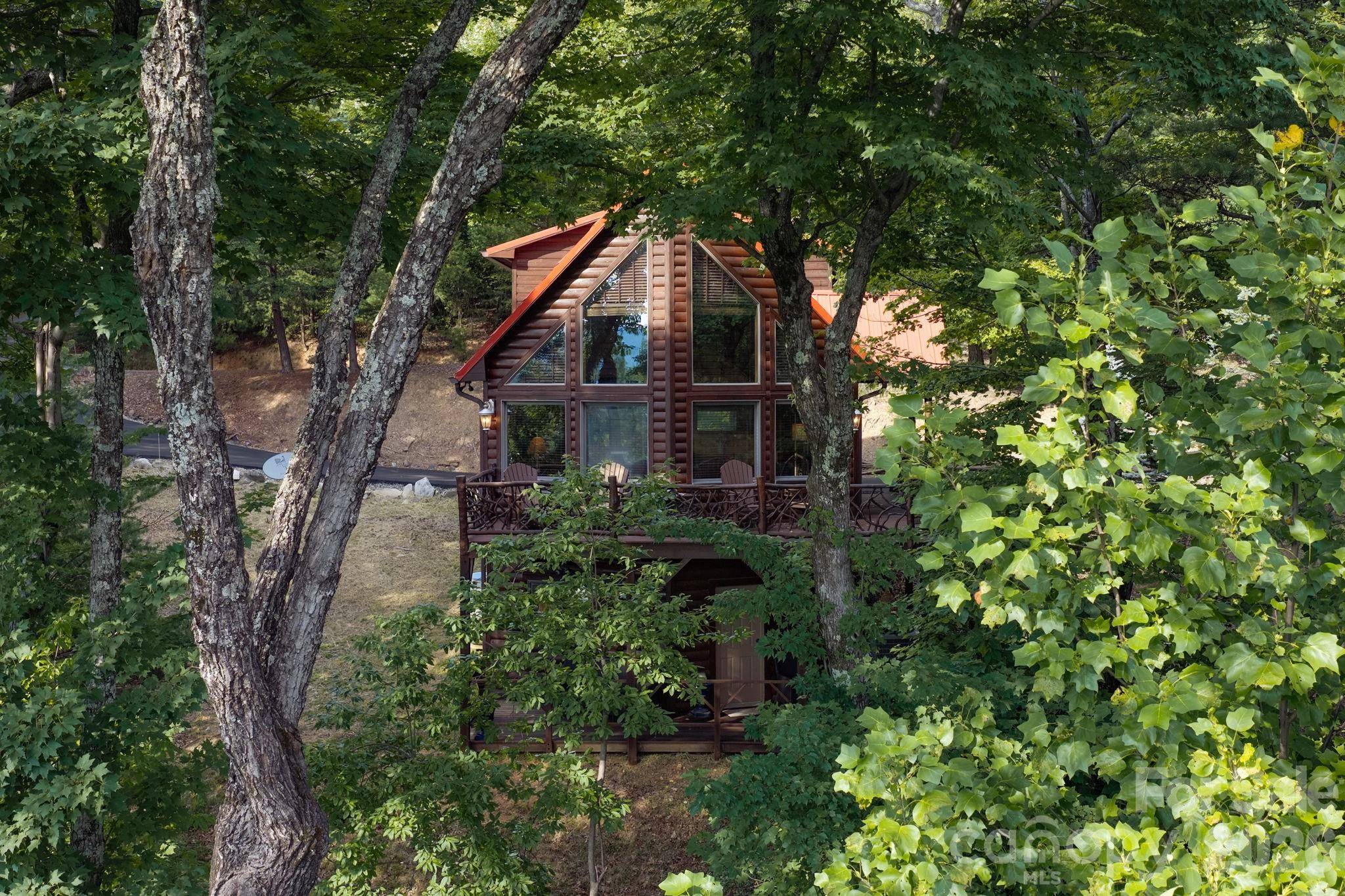 142 Fawn LN, Purlear, NC 28665