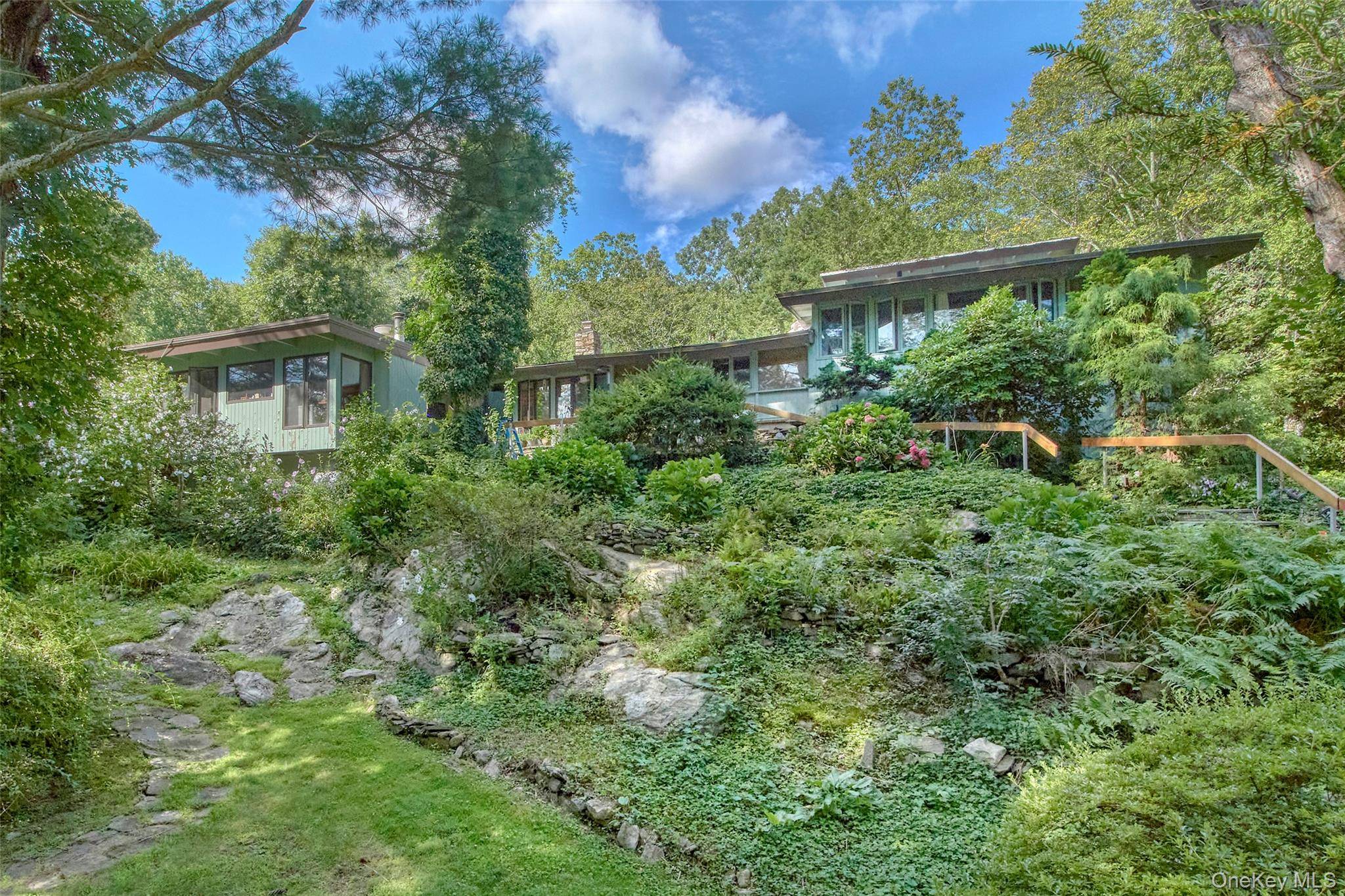 35 Saxon Woods, White Plains, NY 10605