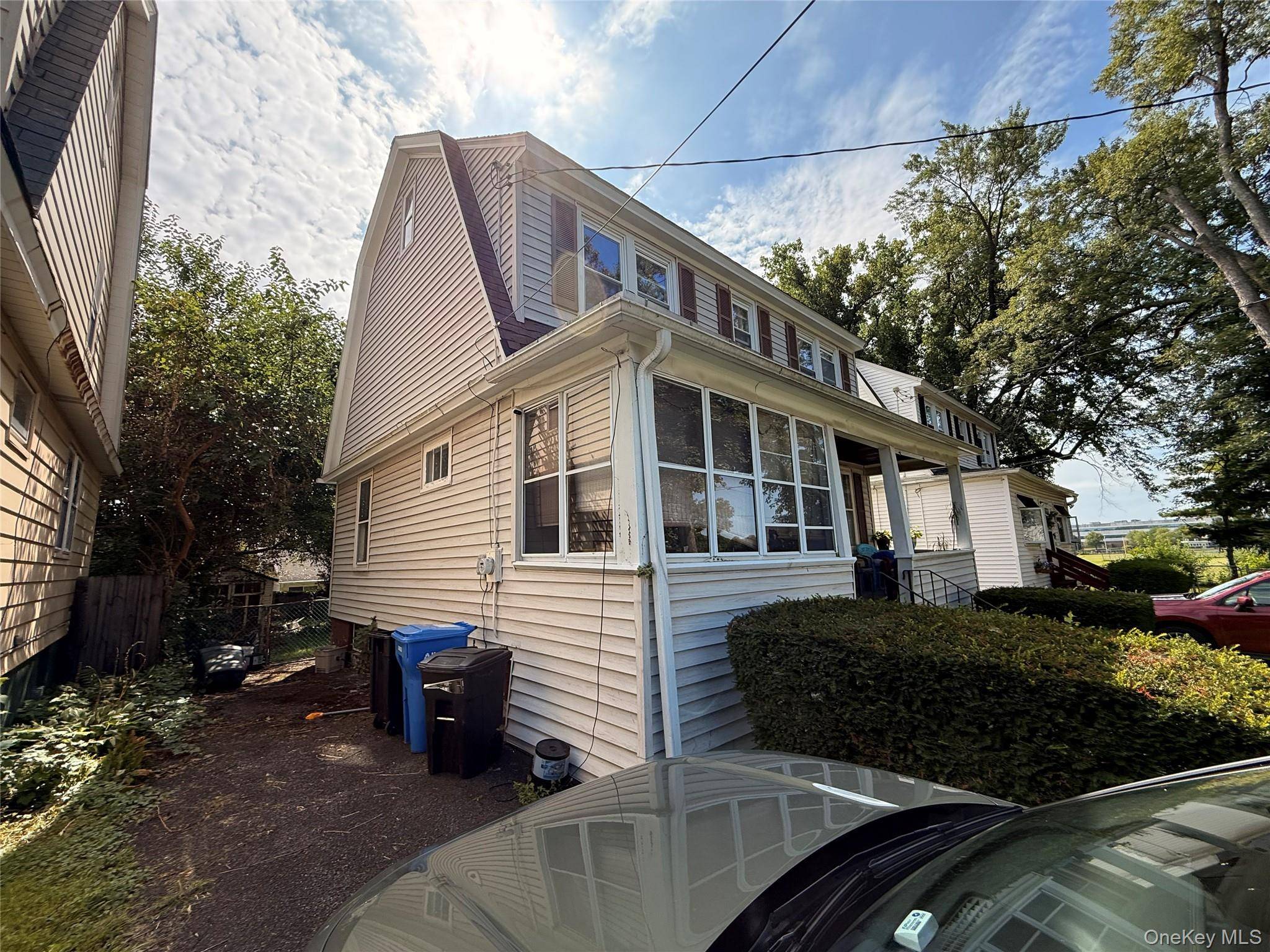 30 Bogart Ter, Colonie, NY 12202