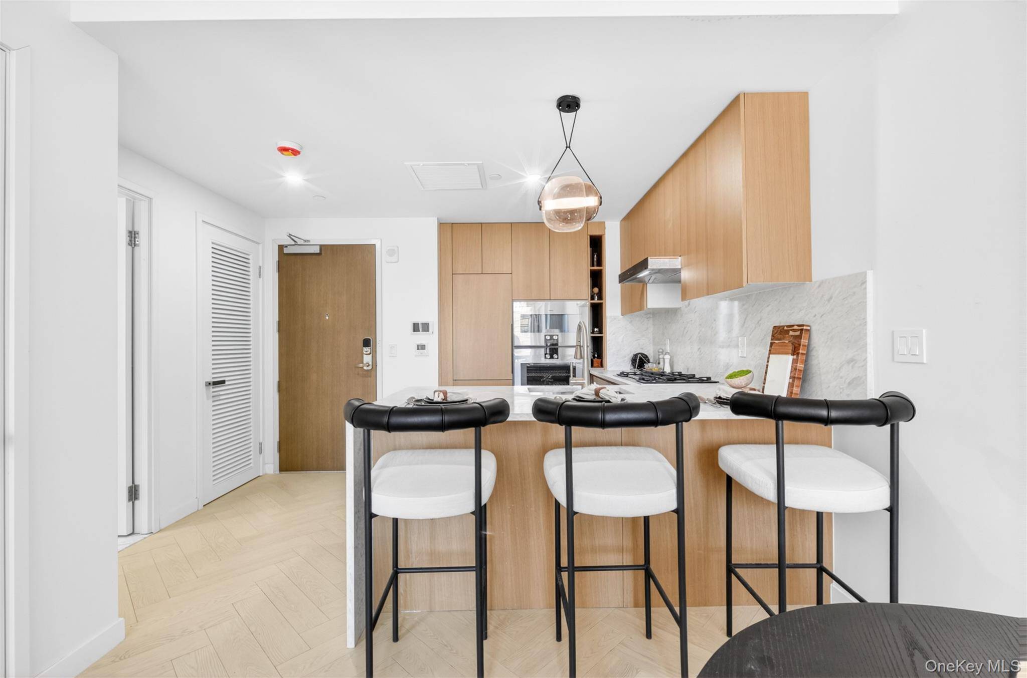 133-25 37TH AVE #17J, Flushing, NY 11354