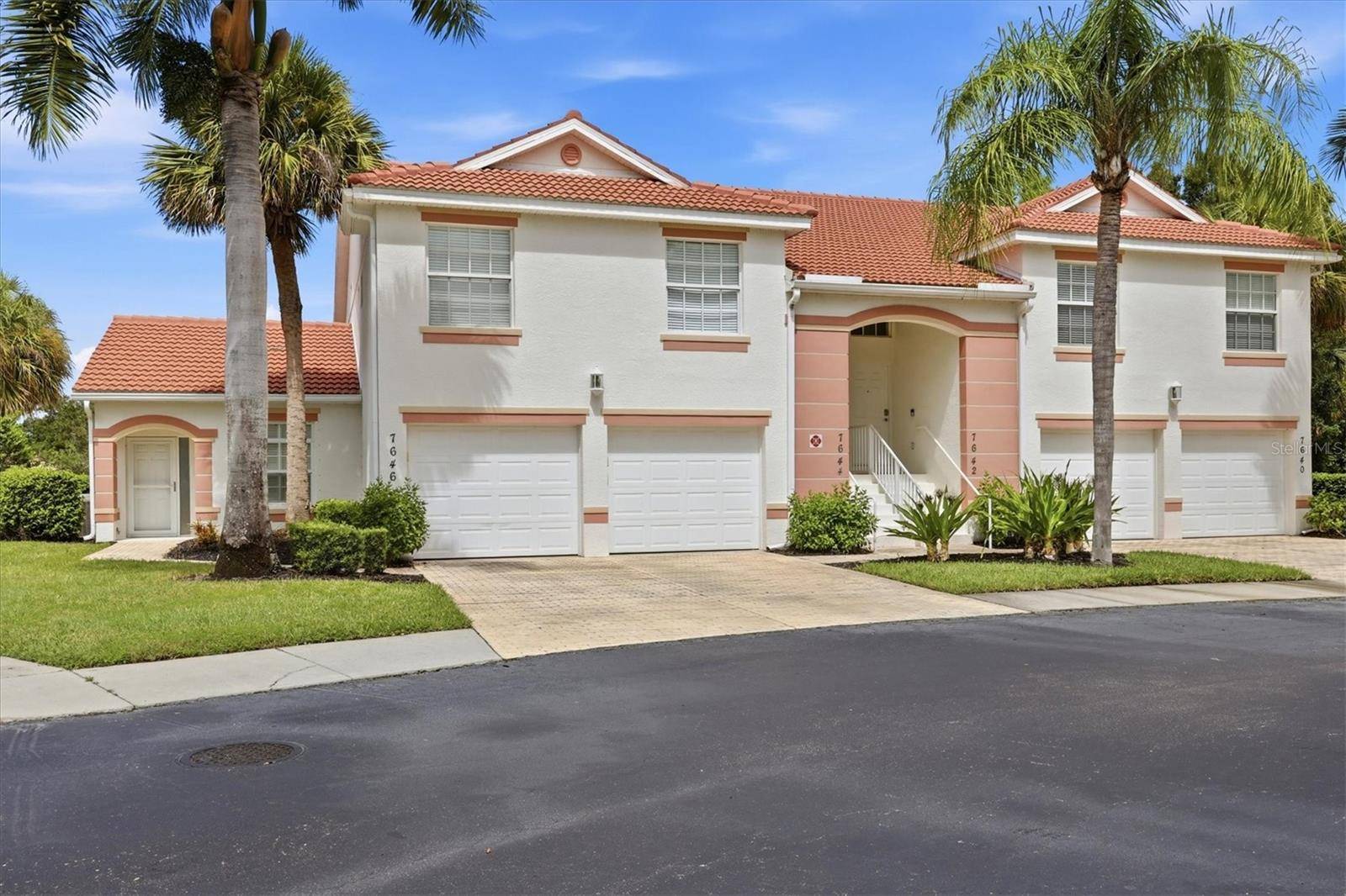 7644 MARSH ORCHID CIR, Bradenton, FL 34203