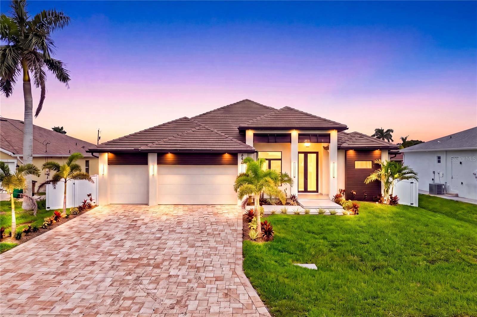 114 SW 36TH PL, Cape Coral, FL 33991