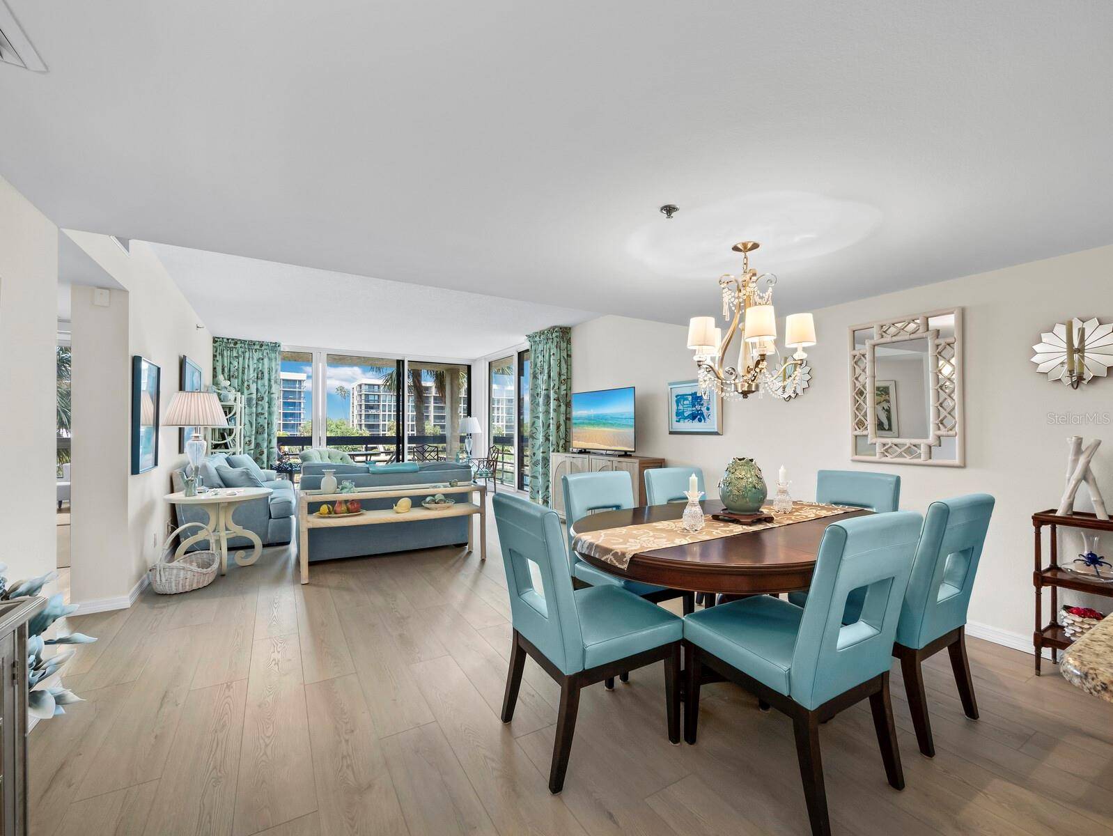 1075 GULF OF MEXICO DR #205, Longboat Key, FL 34228