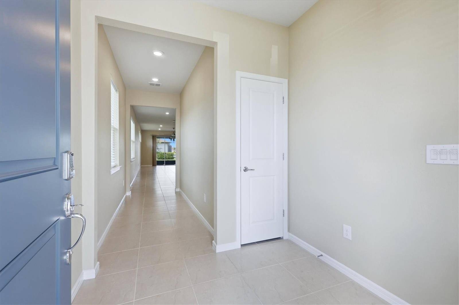 8610 BACKSHORE LN, Parrish, FL 34219