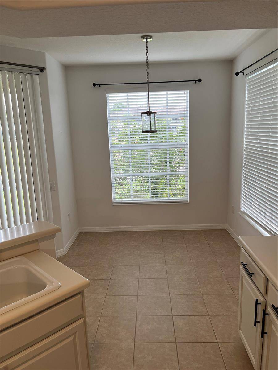 7046 PROSPERITY CIR #902, Sarasota, FL 34238