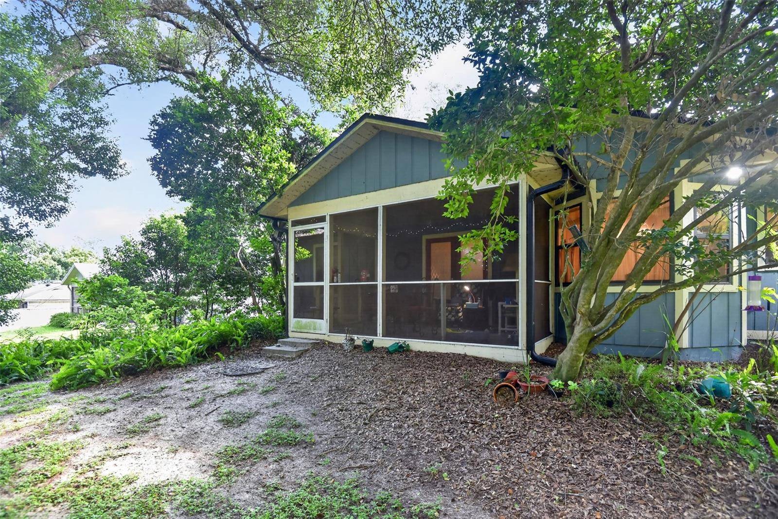 950 WOODSITE DR, Deland, FL 32720
