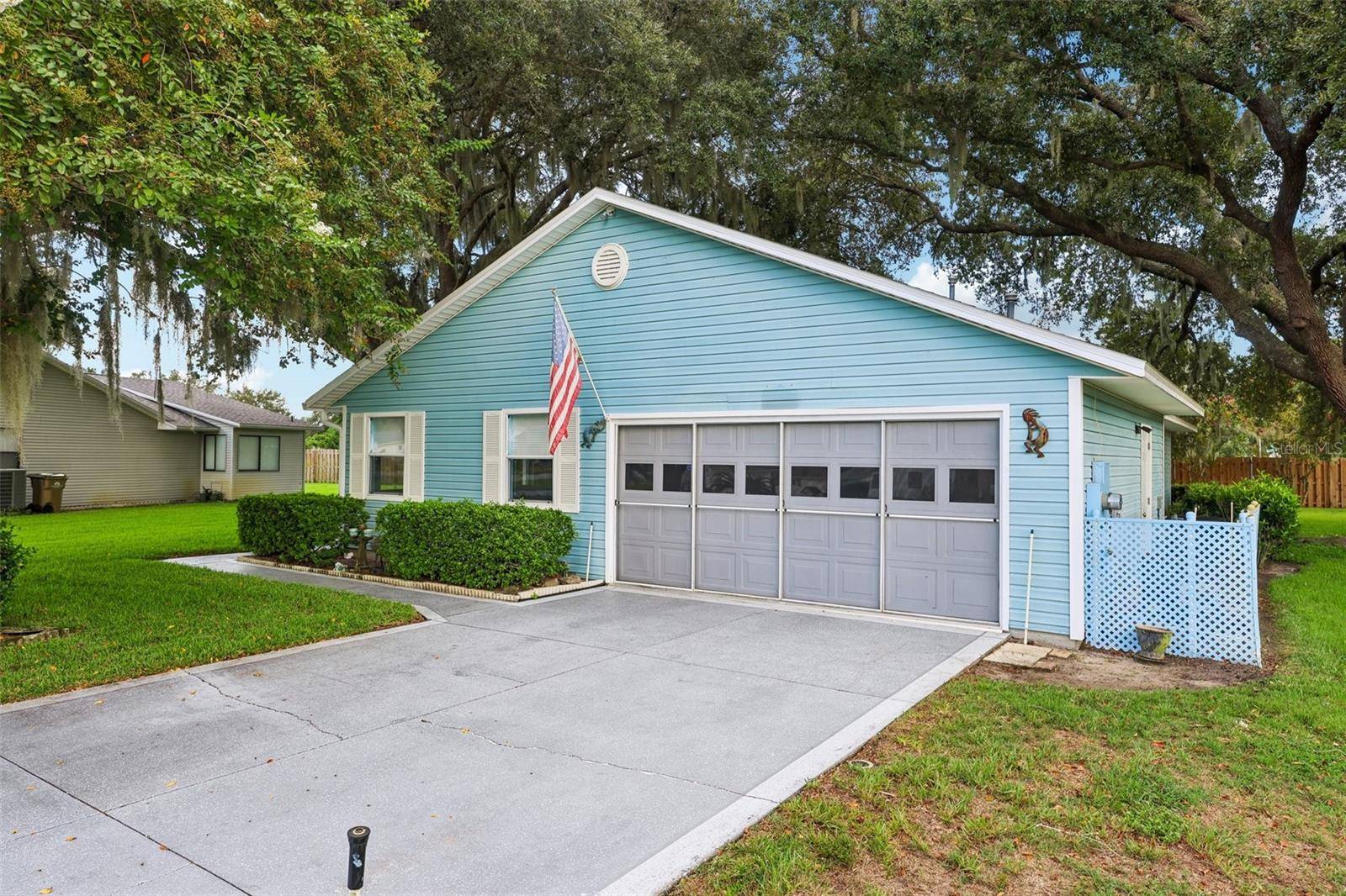 1607 SELKIRK DR, Leesburg, FL 34788