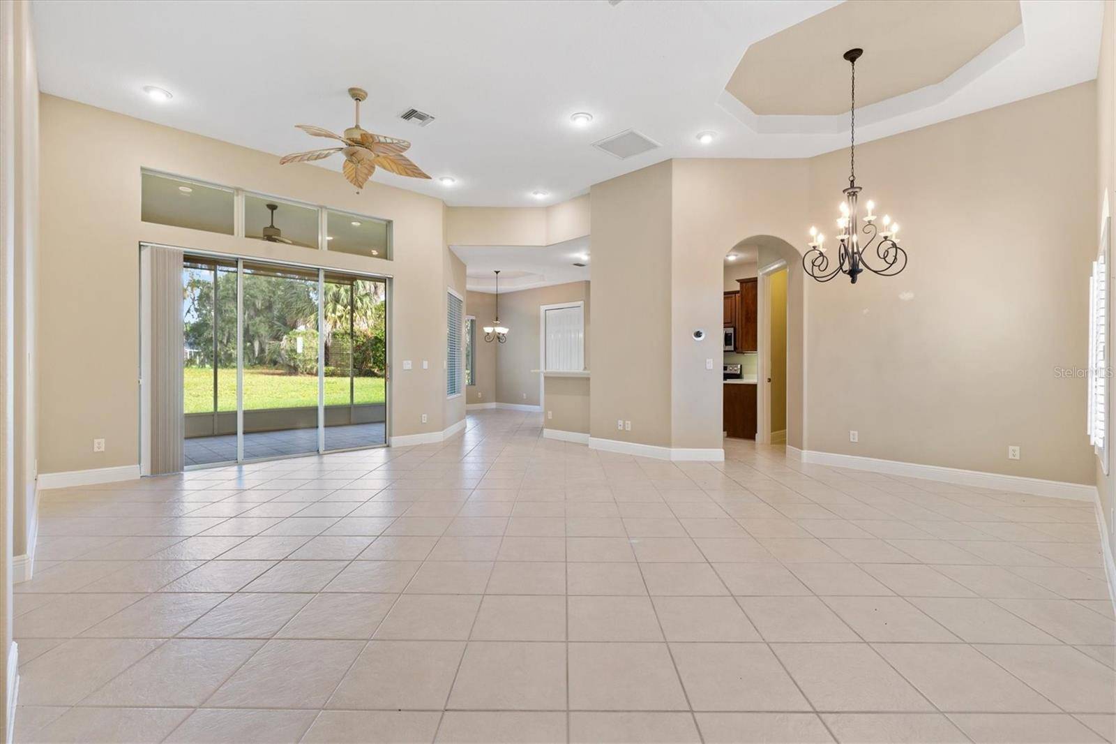 6027 SPINNAKER LOOP, Lady Lake, FL 32159