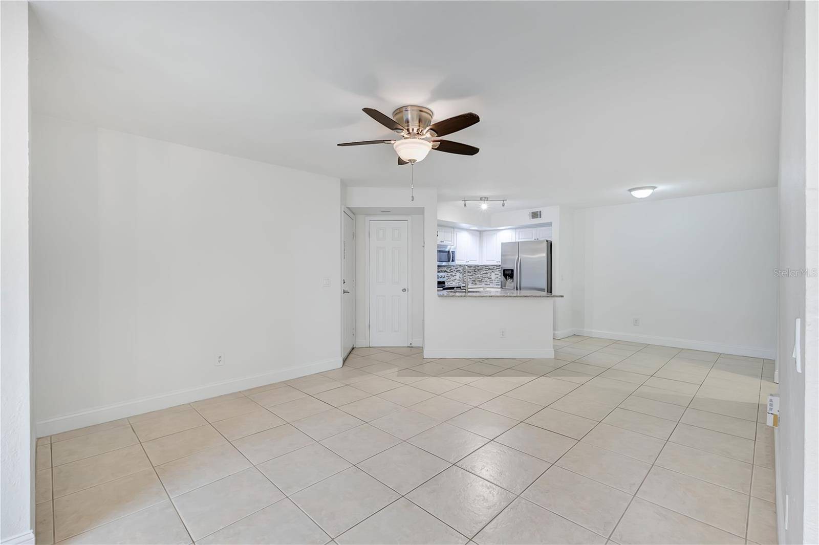 4540 COMMANDER DR #2218, Orlando, FL 32822