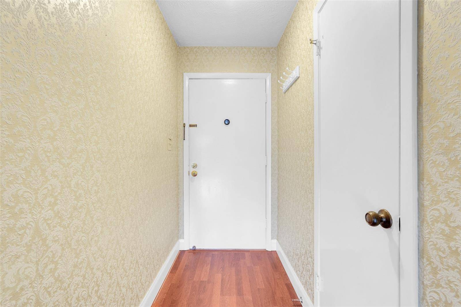 4224 LAKE UNDERHILL RD #8B8, Orlando, FL 32803