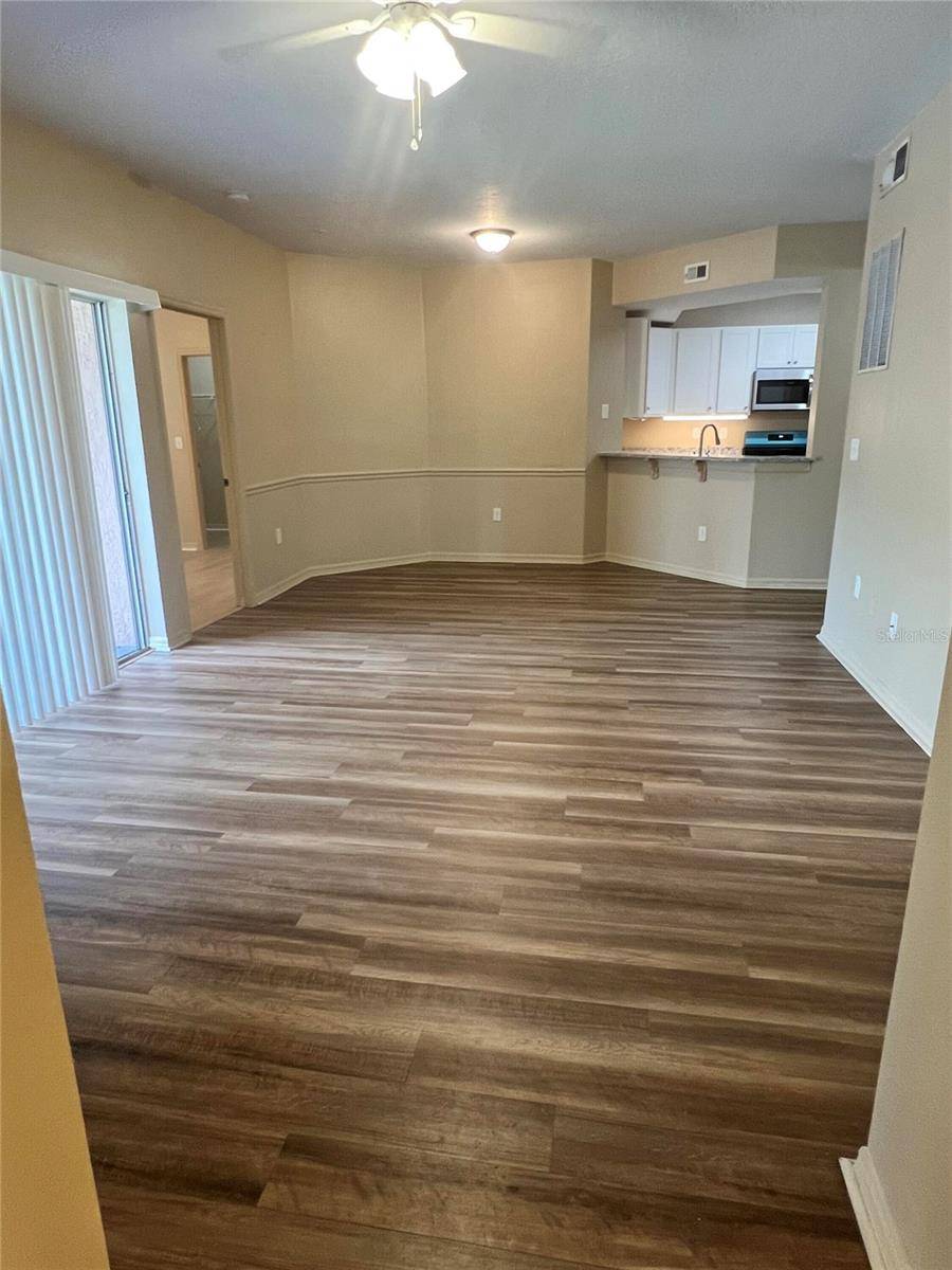5512 METROWEST BLVD #201, Orlando, FL 32811