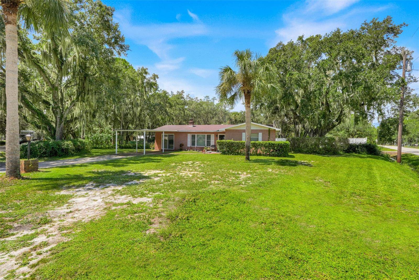 11031 W BEACH Pkwy, Lake Wales, FL 33898
