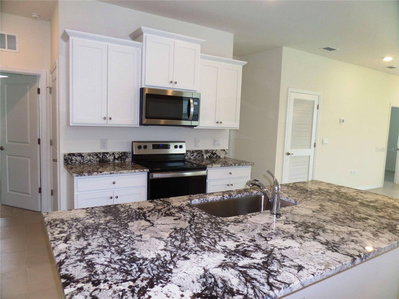 5039 STOKES WAY, Wildwood, FL 34785
