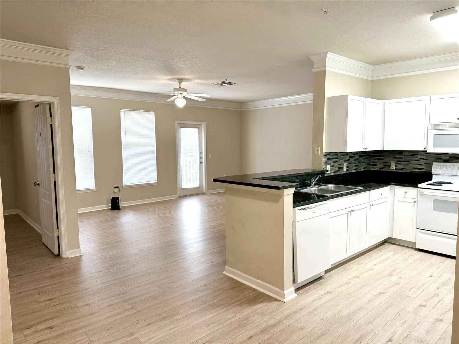 8842 VILLA VIEW CIR #307, Orlando, FL 32821