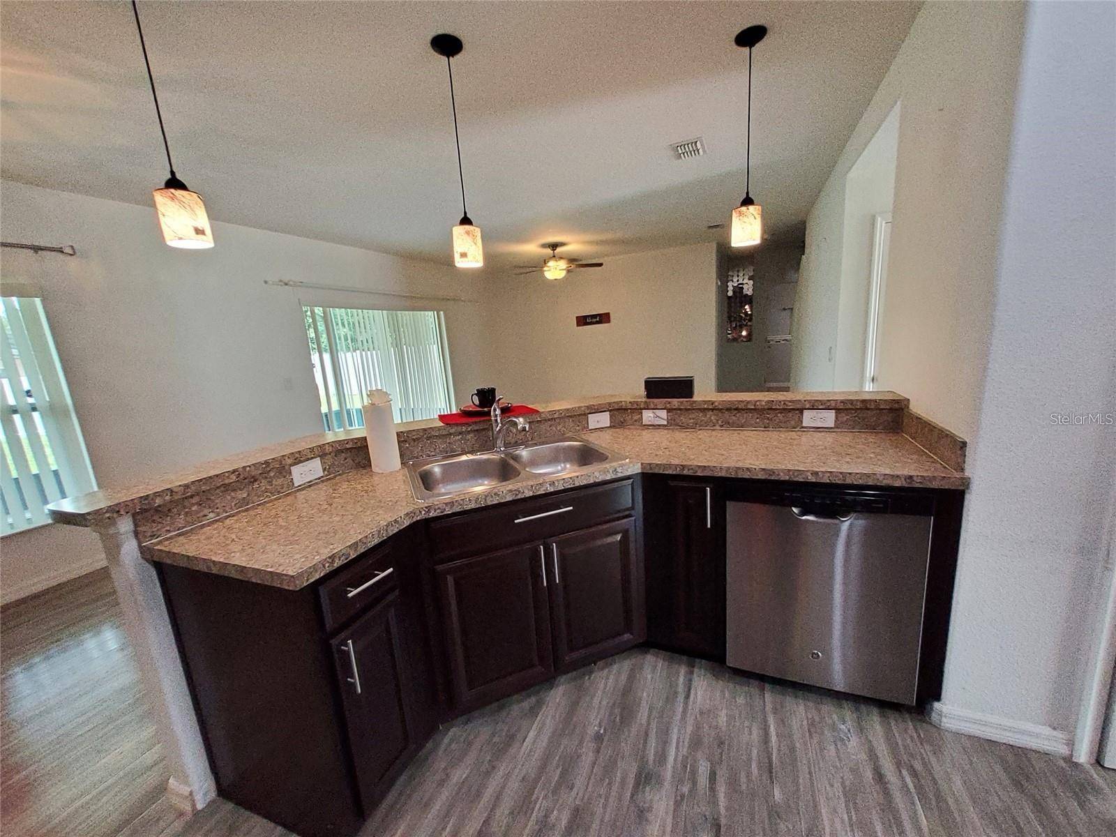355 GRANADA BLVD, Davenport, FL 33837