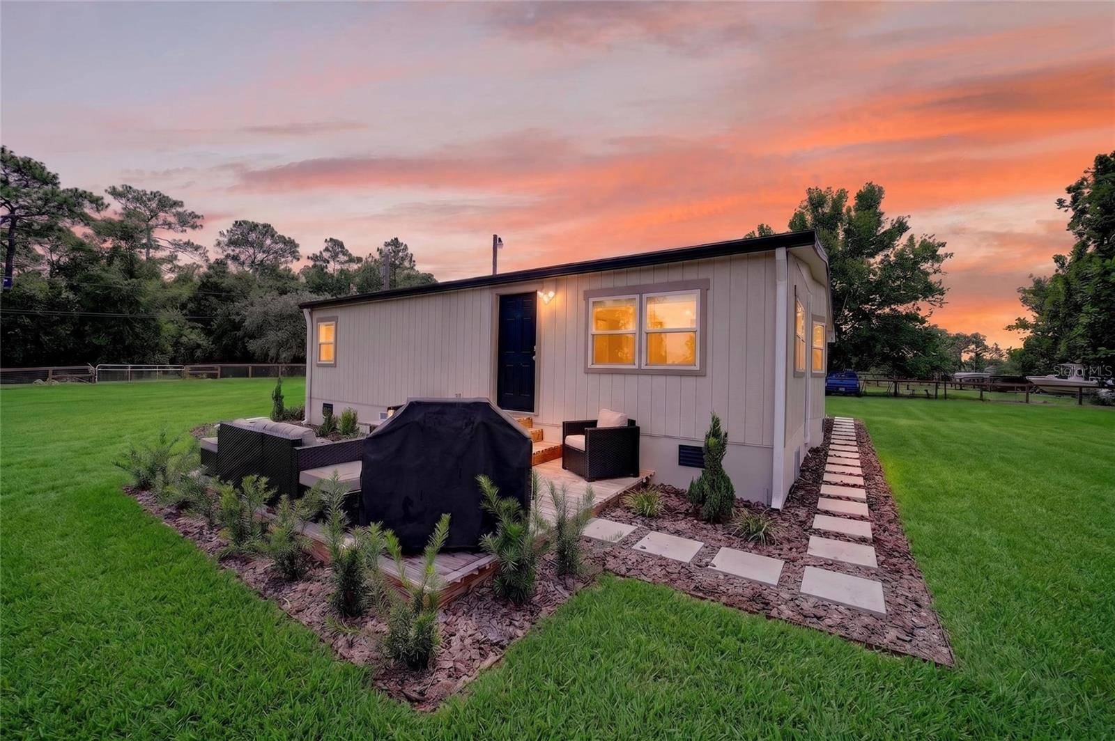 8600 NE 41ST CT, Anthony, FL 32617