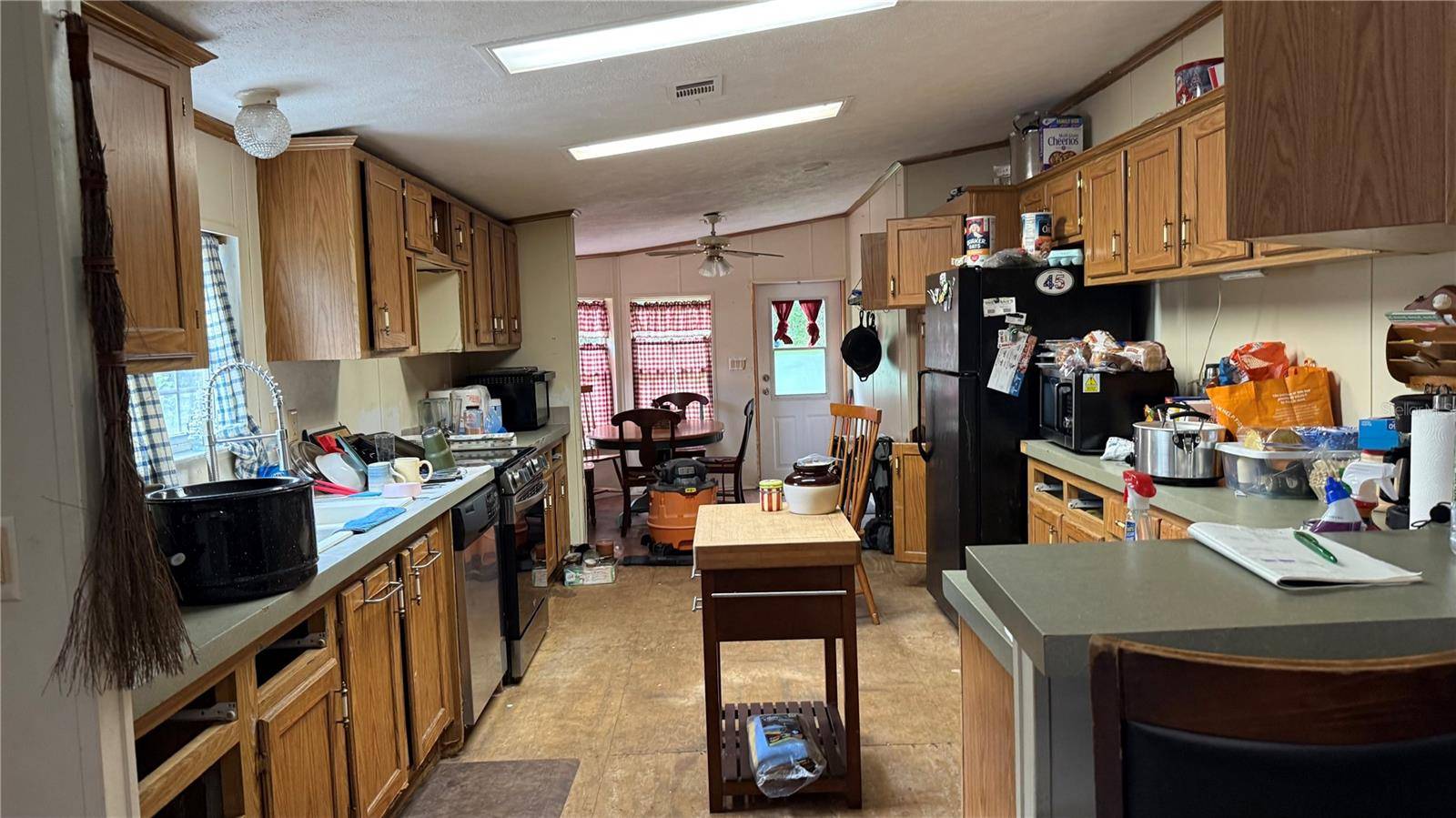 12171 NW 168TH PL, Reddick, FL 32686