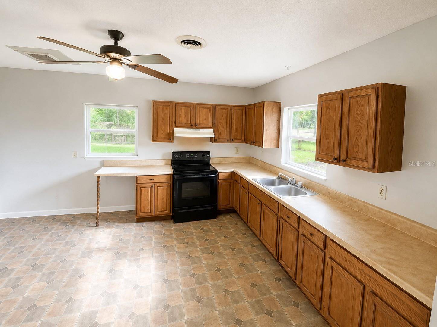 220 NW 28TH ST, Ocala, FL 34475