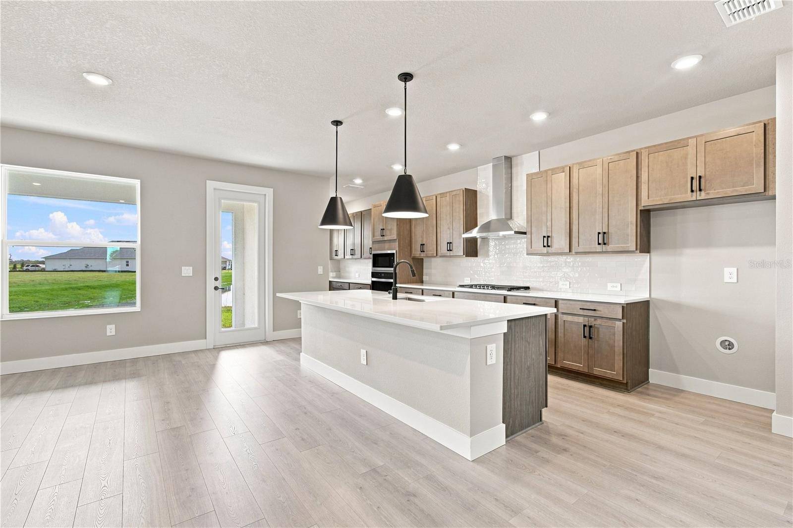 7733 MARINA BAY CV, Palmetto, FL 34221