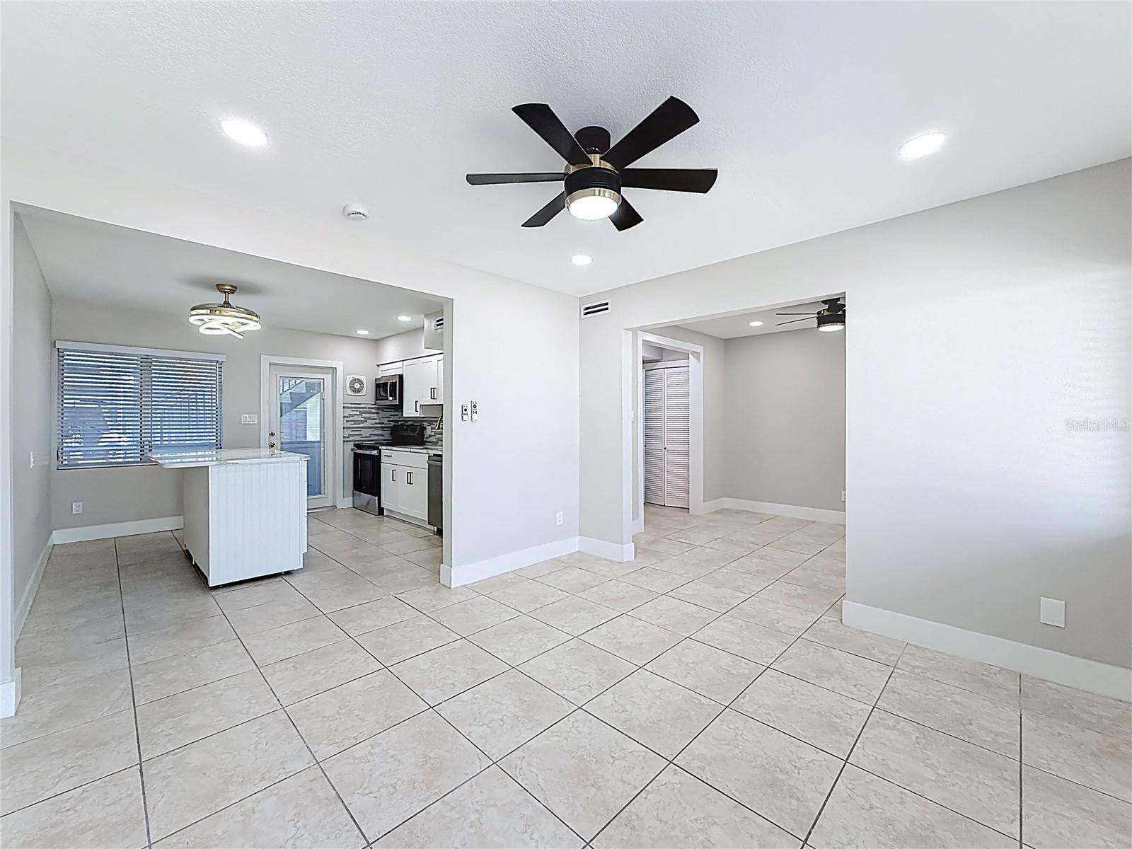 1840 SHORE DR S #5, South Pasadena, FL 33707