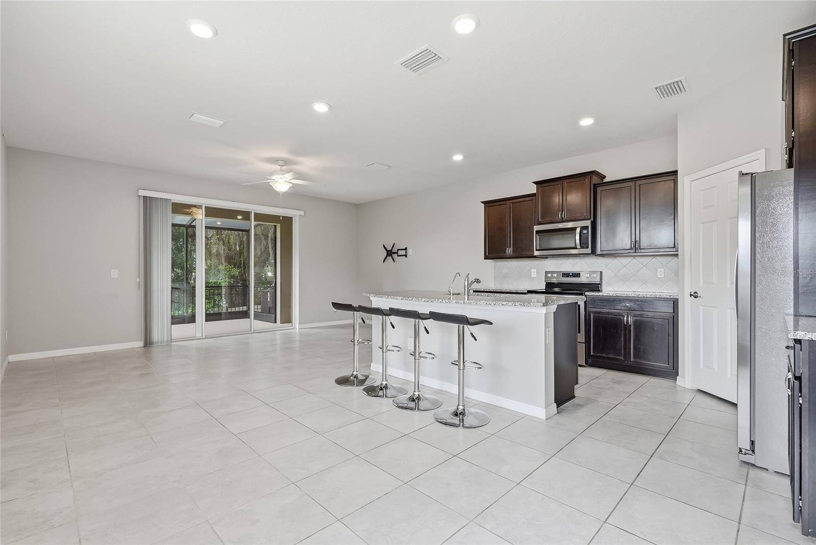 5304 SYLVESTER LOOP, Tampa, FL 33610