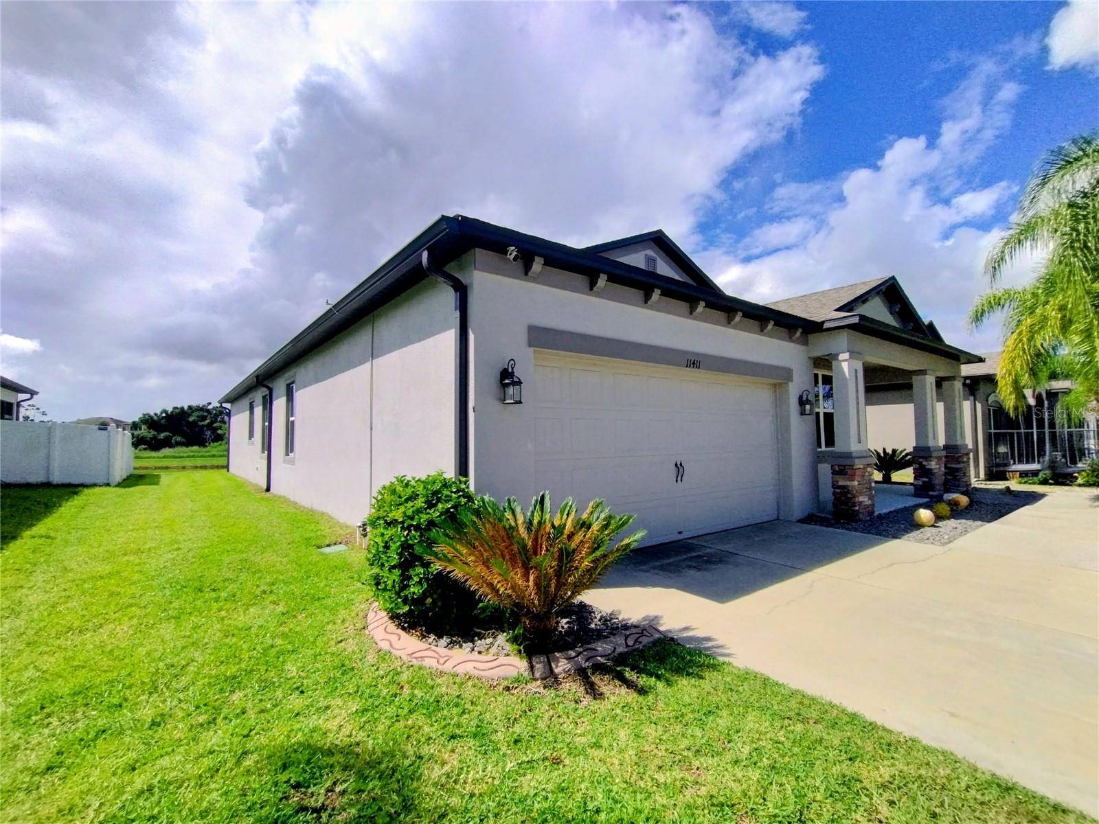11411 ACACIA GROVE LN, Riverview, FL 33579