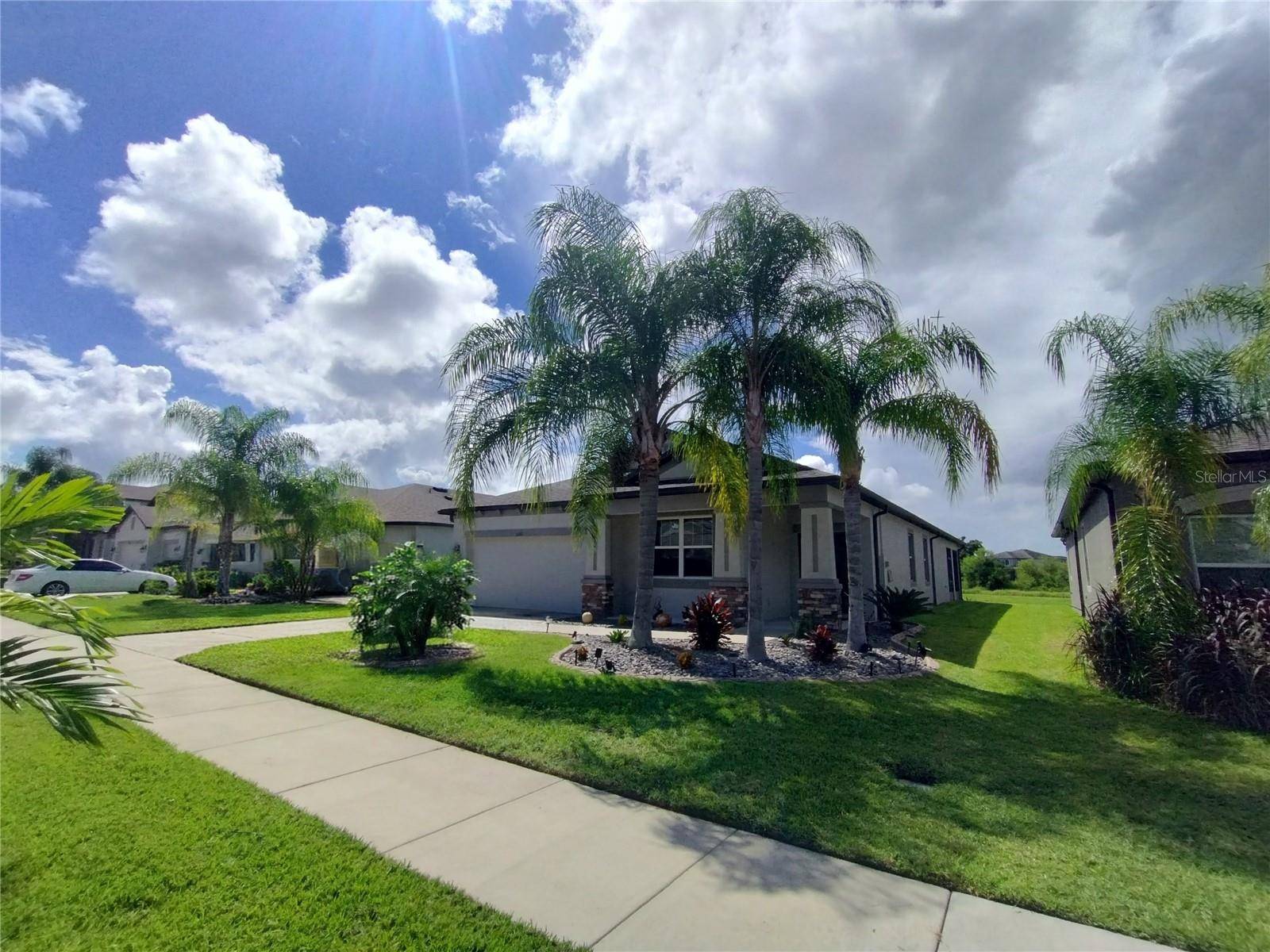 11411 ACACIA GROVE LN, Riverview, FL 33579