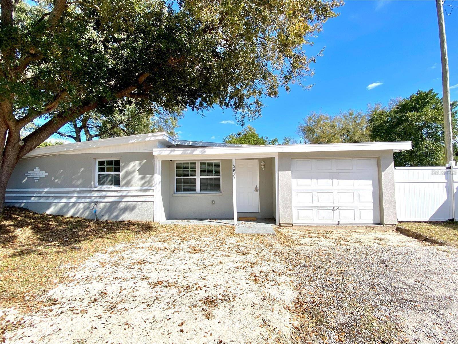 10905 N 22ND ST, Tampa, FL 33612