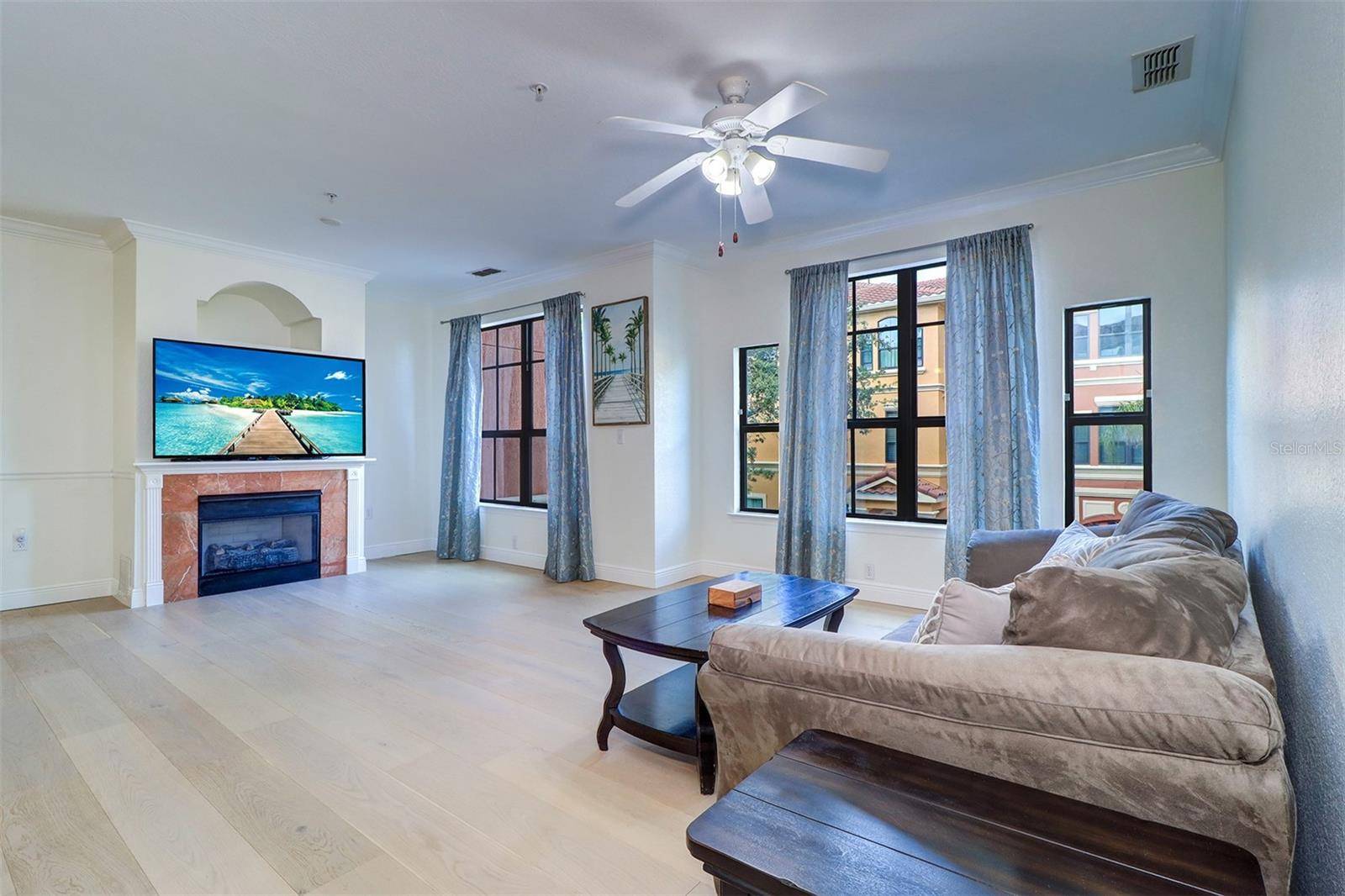 2741 VIA CIPRIANI #922B, Clearwater, FL 33764