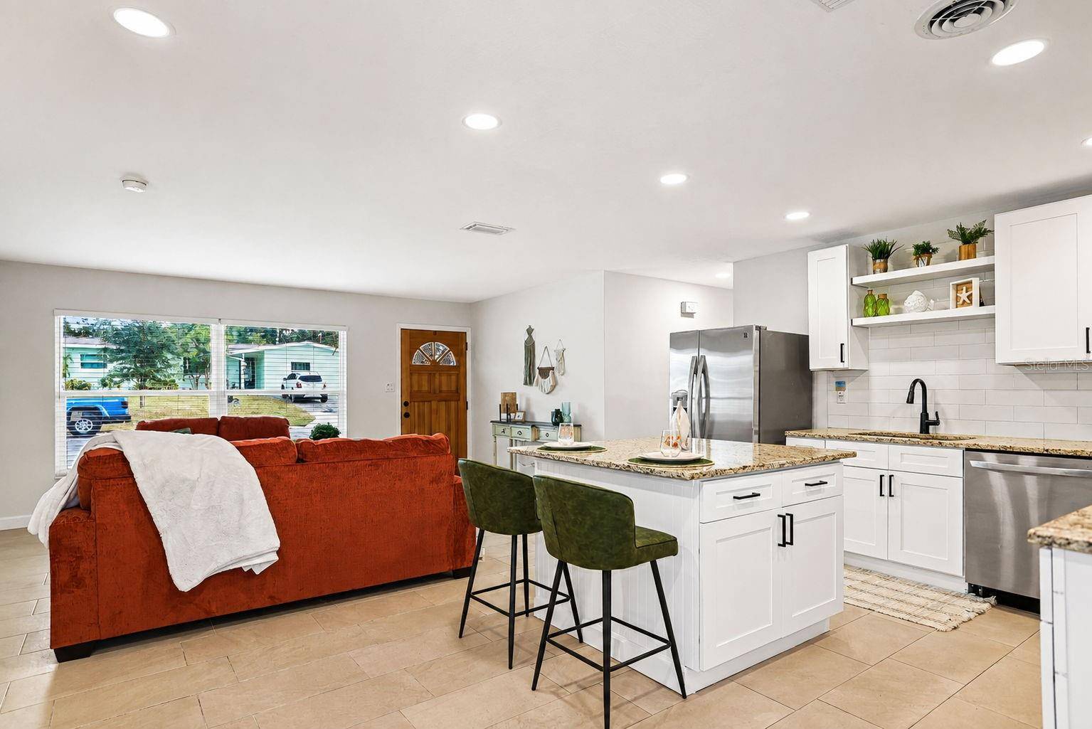 482 OAKWOOD DR, Dunedin, FL 34698