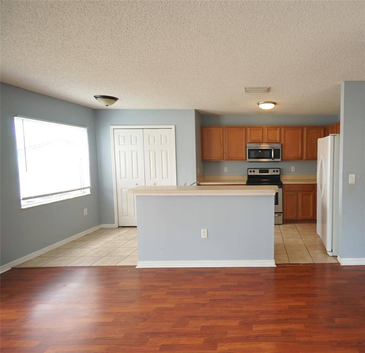 8532 EDGEWATER PLACE BLVD, Tampa, FL 33615