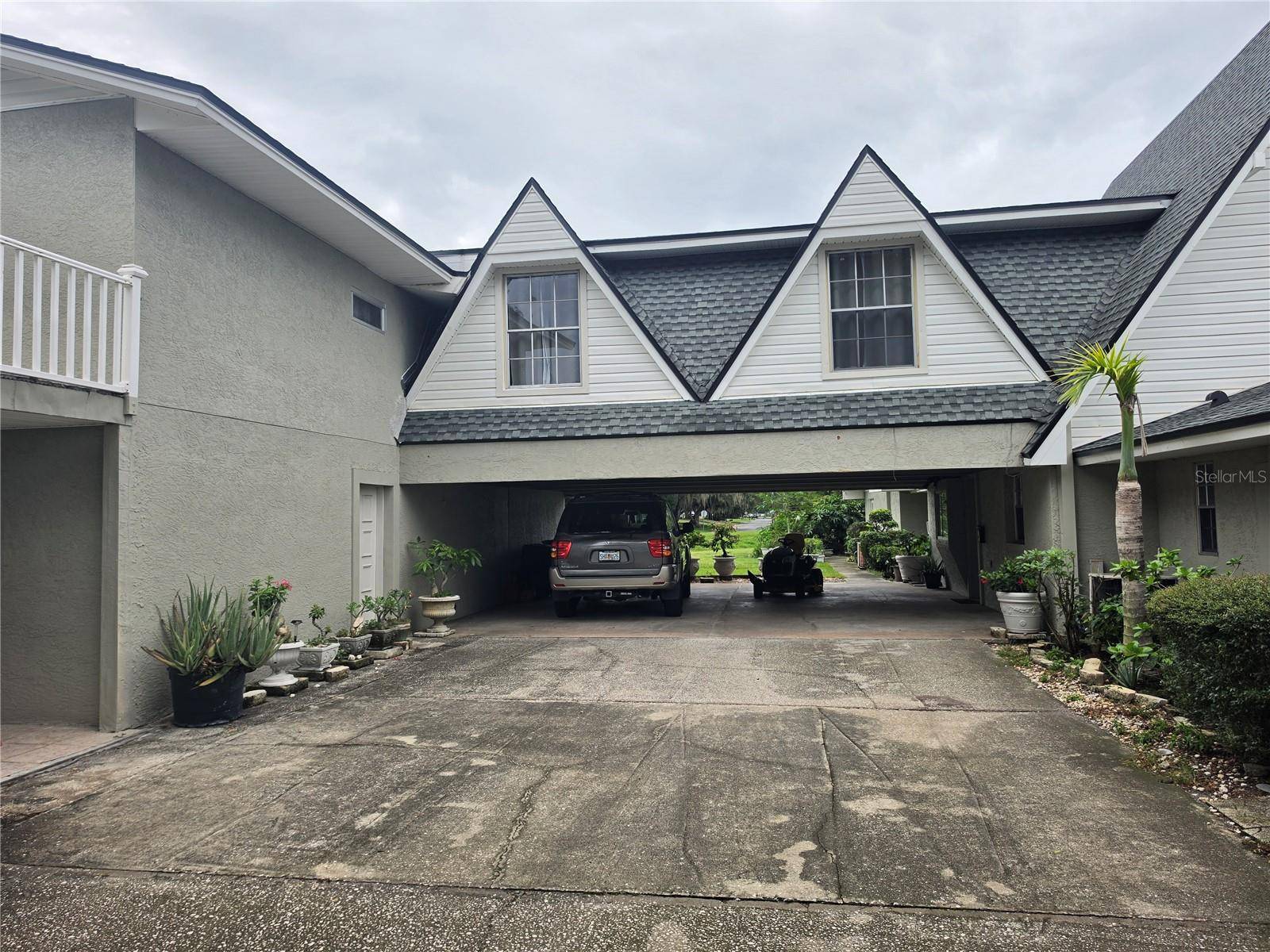 201 LAKE BONNY DR E, Lakeland, FL 33801