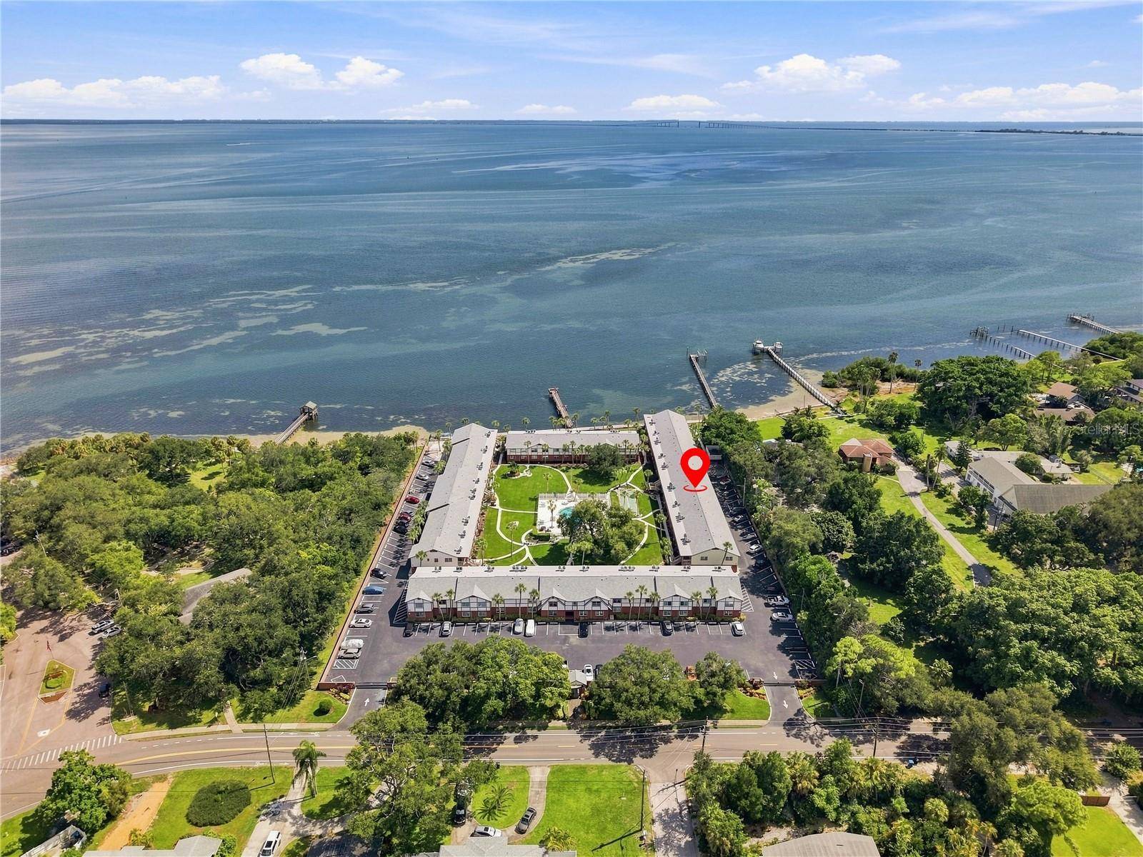 650 PINELLAS POINT DR S #232, St Petersburg, FL 33705