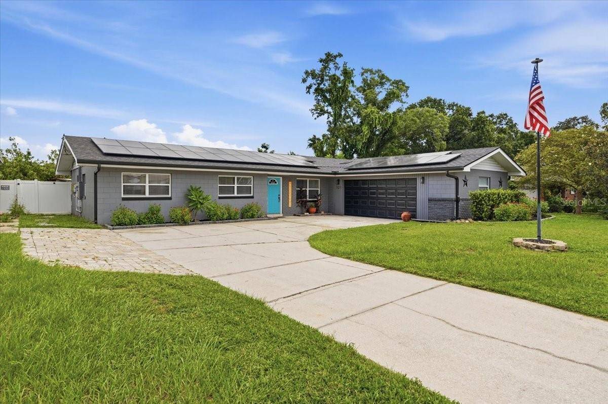 121 LOWELL RD, Winter Haven, FL 33884