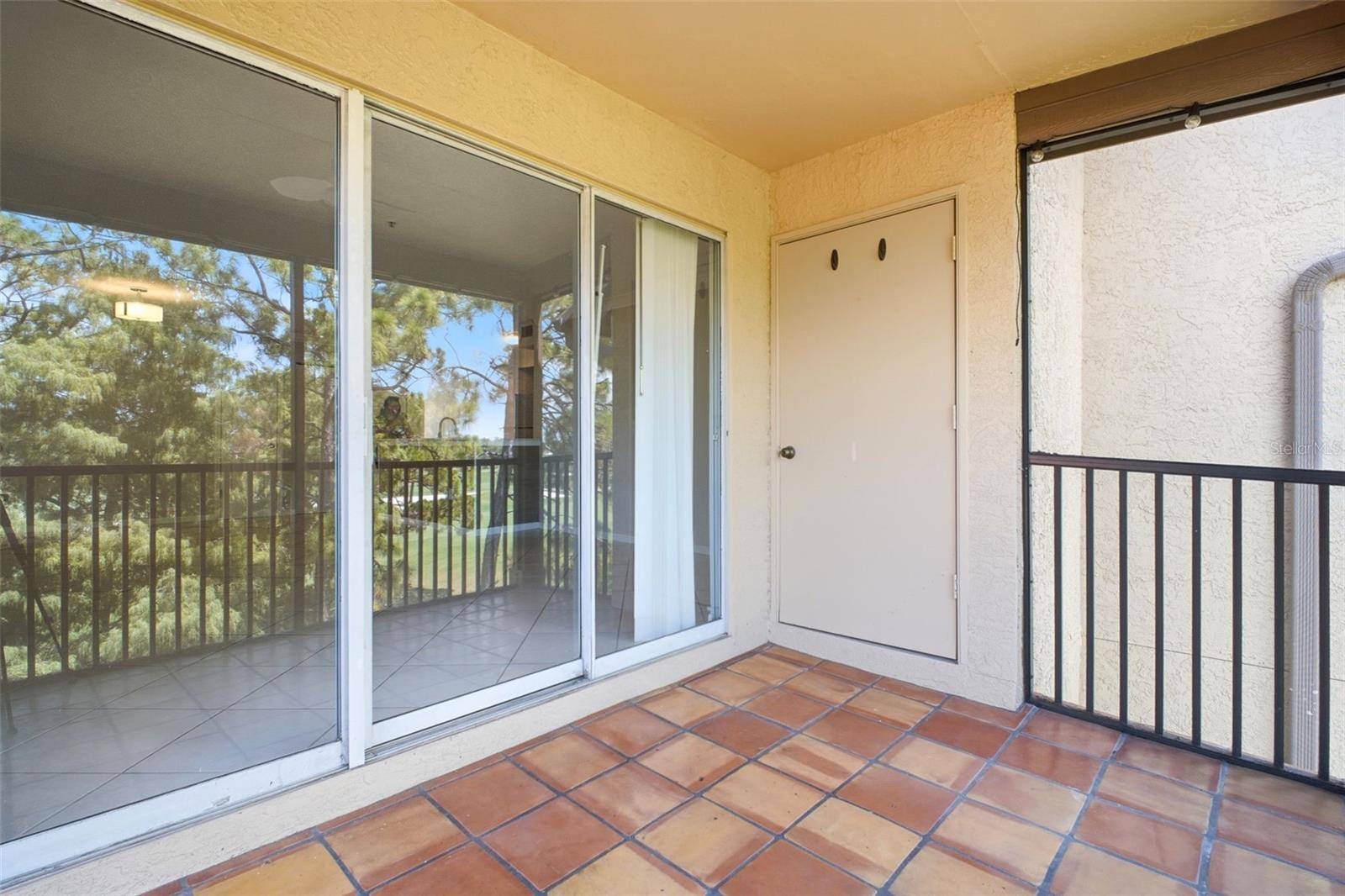 2400 FEATHER SOUND DR #236, Clearwater, FL 33762