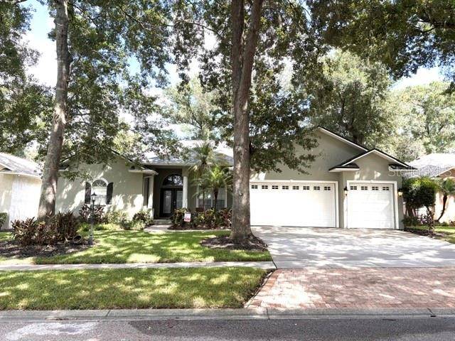 2203 VALRICO FOREST DR, Valrico, FL 33594
