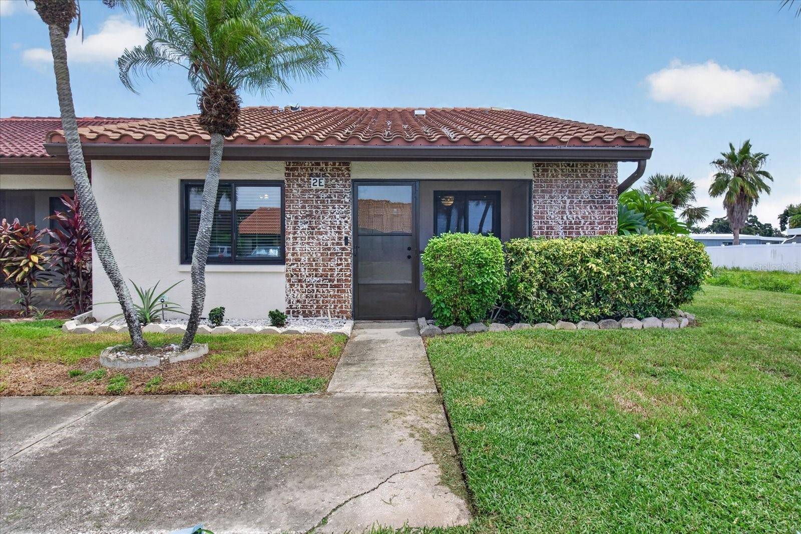 7360 ULMERTON RD #2E, Largo, FL 33771