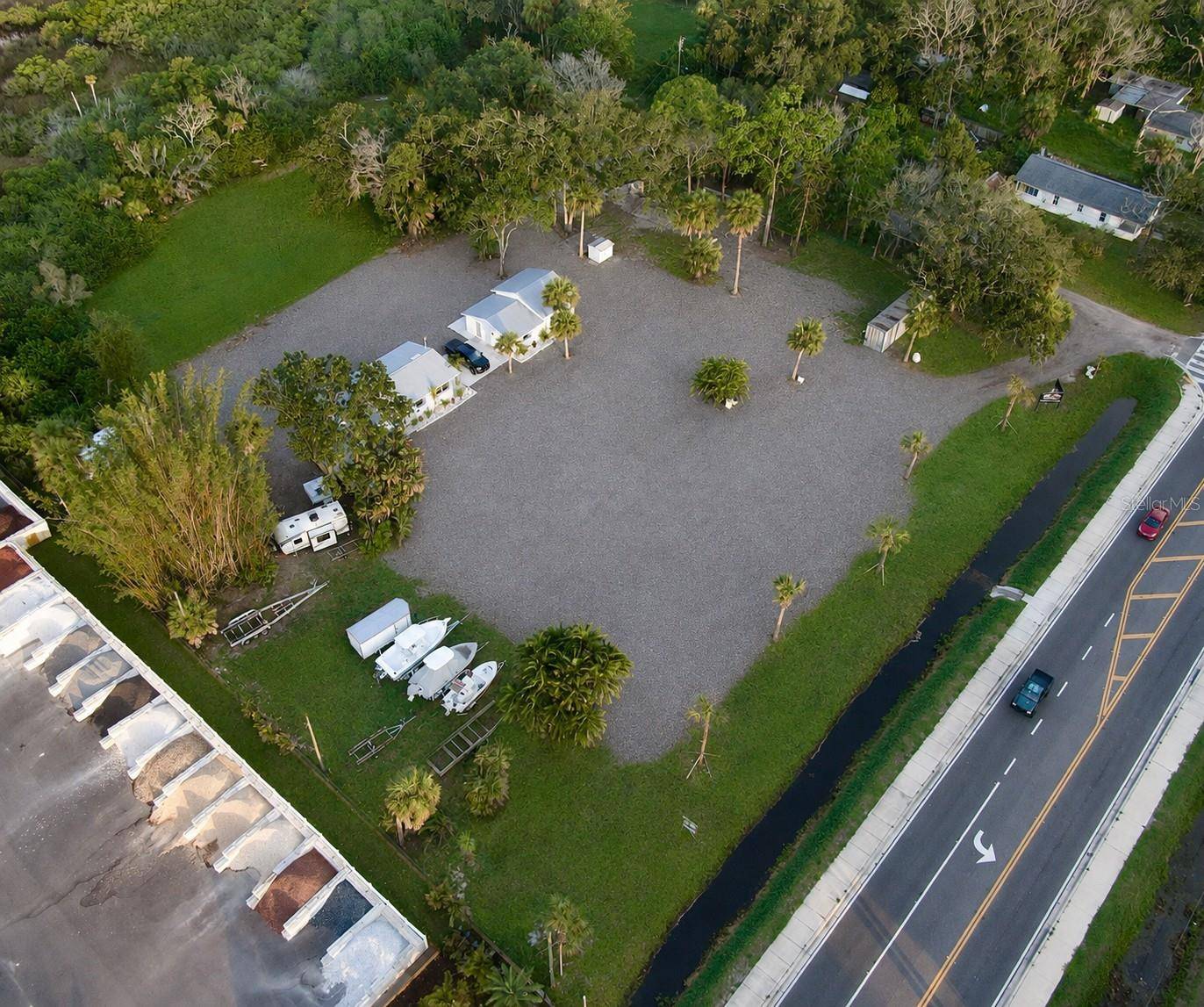 1322 N PINELLAS AVE, Tarpon Springs, FL 34689