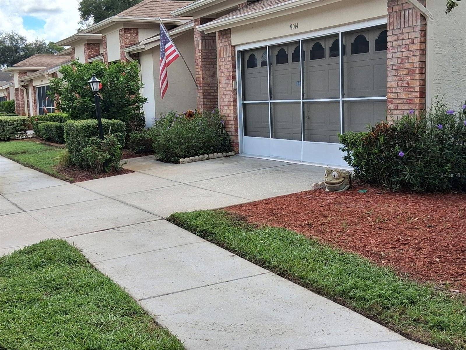 9014 SEVERN LN #8, New Port Richey, FL 34655